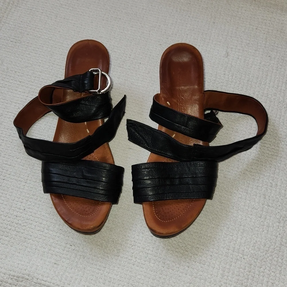Anthropologie  Day Starr leather ankle strap platform  sandals